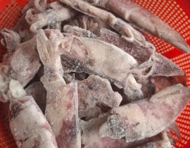 MỰC ỐNG TRÓC DA 8-12CM ĐÓNG XÔ ĐỦ KG
